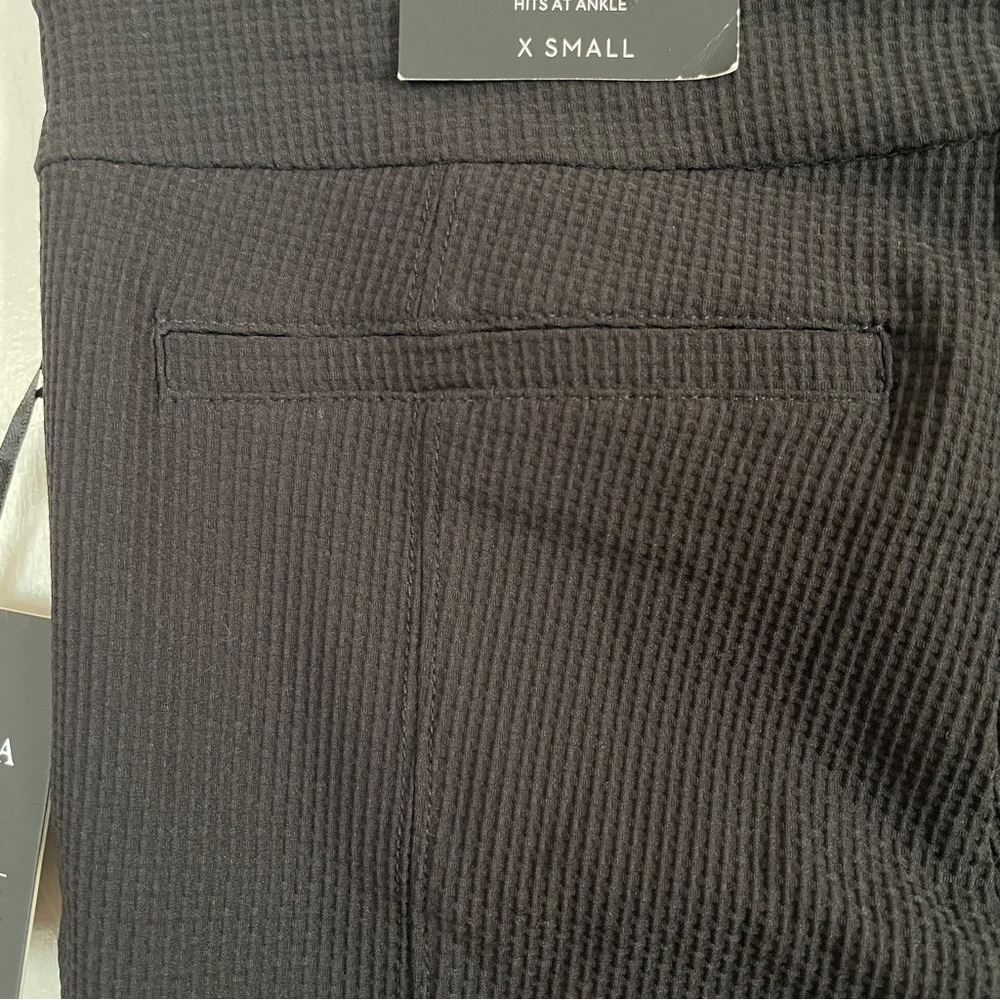 Vera Wang Ultra Stretch Ankle Pants - Picture 13 of 15